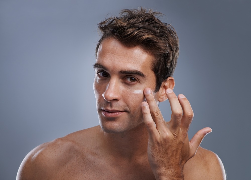 Skin care uomo efficace: i consigli di Farmaconvenienza